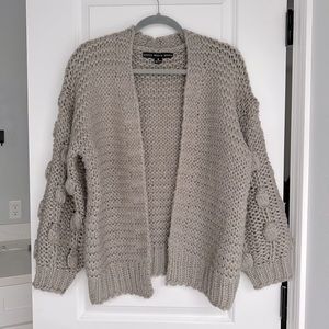 Oversized open large knit cardigan with bubble sleeves